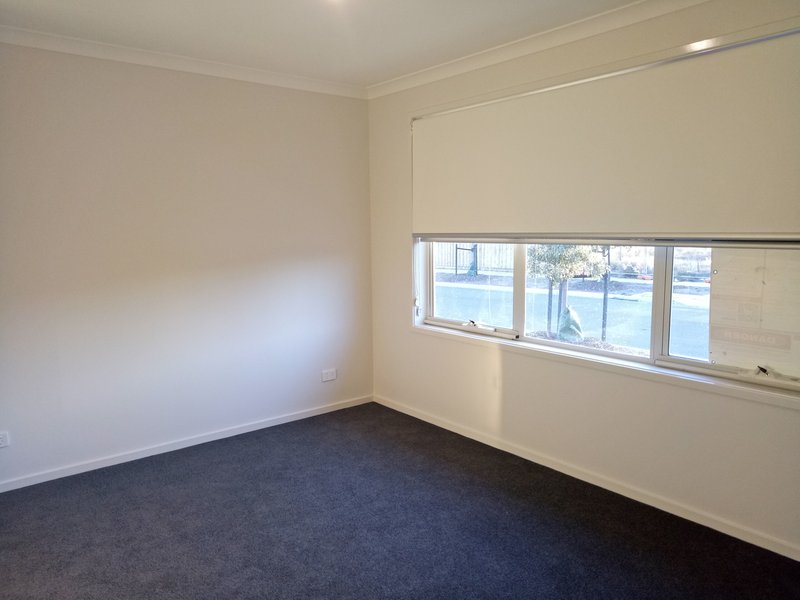 Photo - 4 Teller Street, Tarneit VIC 3029 - Image 11