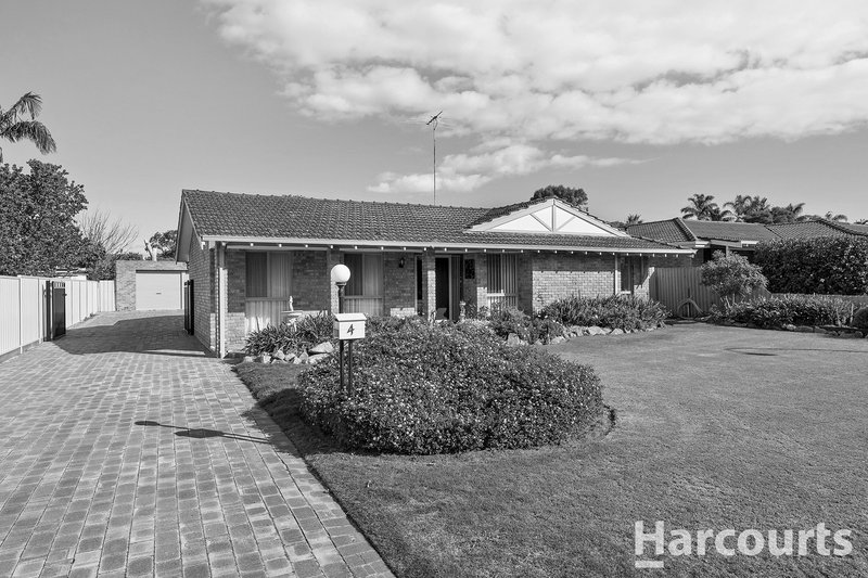 4 Tennyson Avenue, Halls Head WA 6210