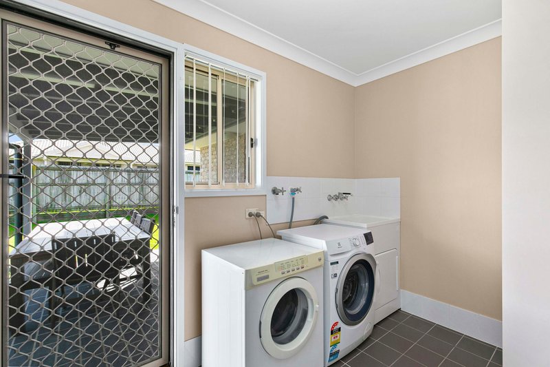 Photo - 4 Teresa Street, Nikenbah QLD 4655 - Image 15