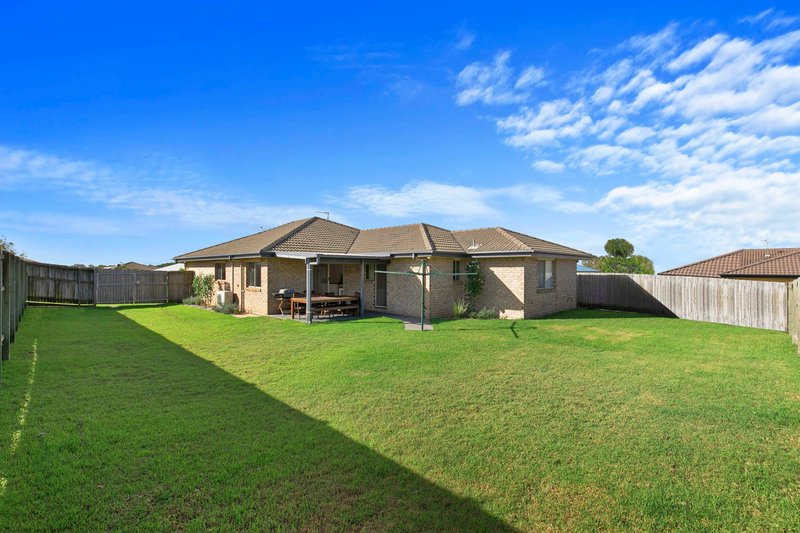 Photo - 4 Teresa Street, Nikenbah QLD 4655 - Image 17