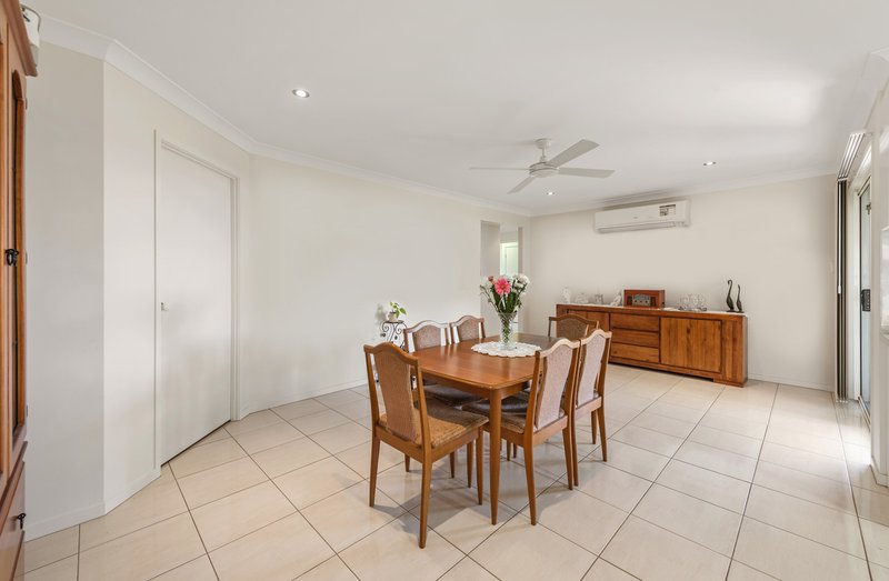 Photo - 4 Terrace Court, Narangba QLD 4504 - Image 5