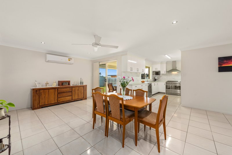 Photo - 4 Terrace Court, Narangba QLD 4504 - Image 6