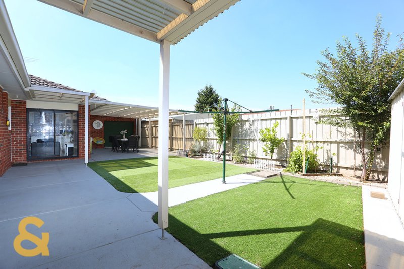 Photo - 4 Terrell Court, Roxburgh Park VIC 3064 - Image 12