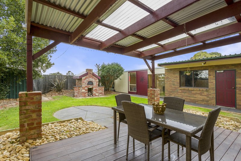 Photo - 4 Thelma Court, Werribee VIC 3030 - Image 13