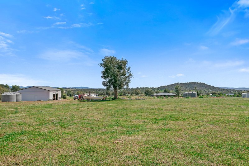 Photo - 4 Thornbill Road, Tamworth NSW 2340 - Image 6