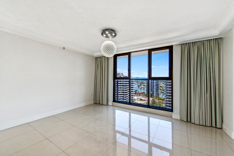 Photo - 4 Thornton Street, Surfers Paradise QLD 4217 - Image 10