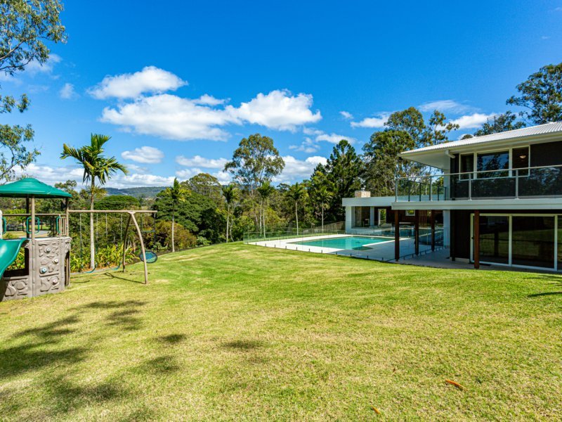 Photo - 4 Thredbo Drive, Worongary QLD 4213 - Image 7