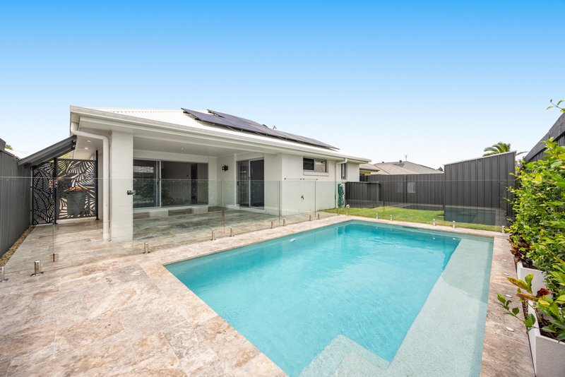 Photo - 4 Tibrogargan Circuit, Mountain Creek QLD 4557 - Image 1