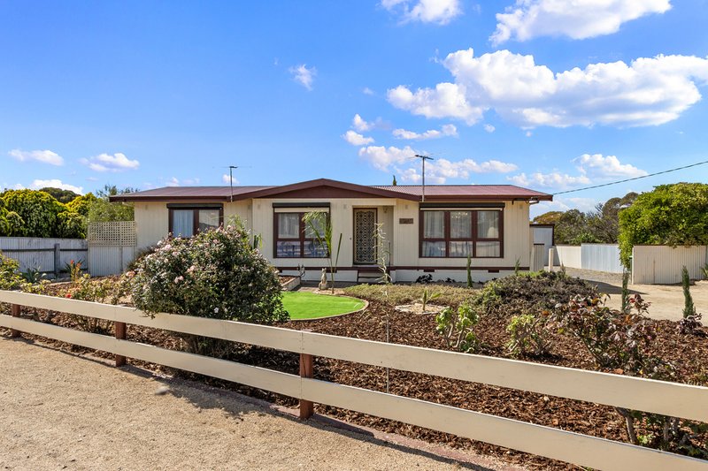 4 Tiddy Widdy Road, Ardrossan SA 5571