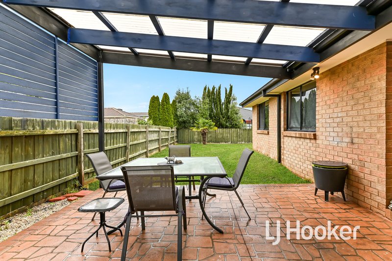 Photo - 4 Tiffany Place, Hampton Park VIC 3976 - Image 15