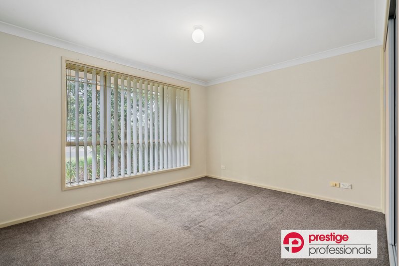Photo - 4 Timbara Court, Wattle Grove NSW 2173 - Image 5