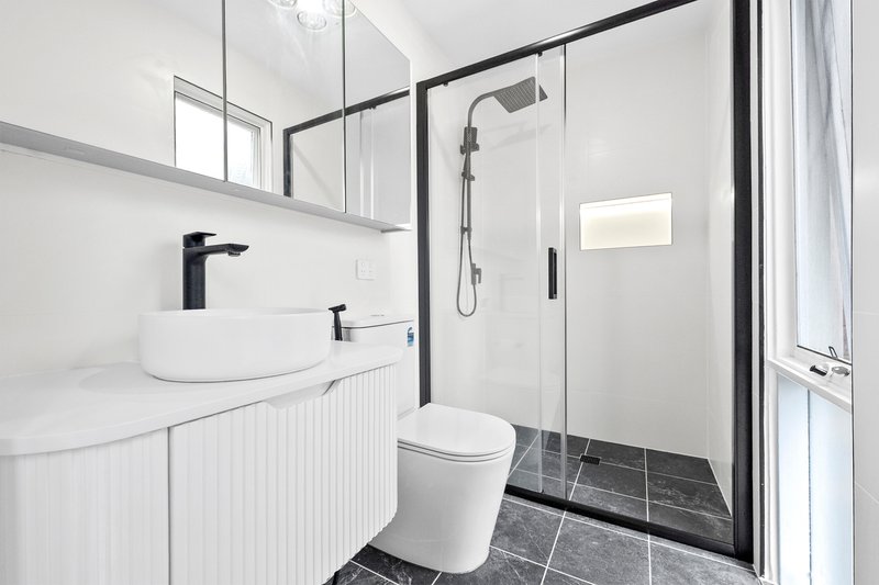 Photo - 4 Timbarra Road, Westleigh NSW 2120 - Image 12