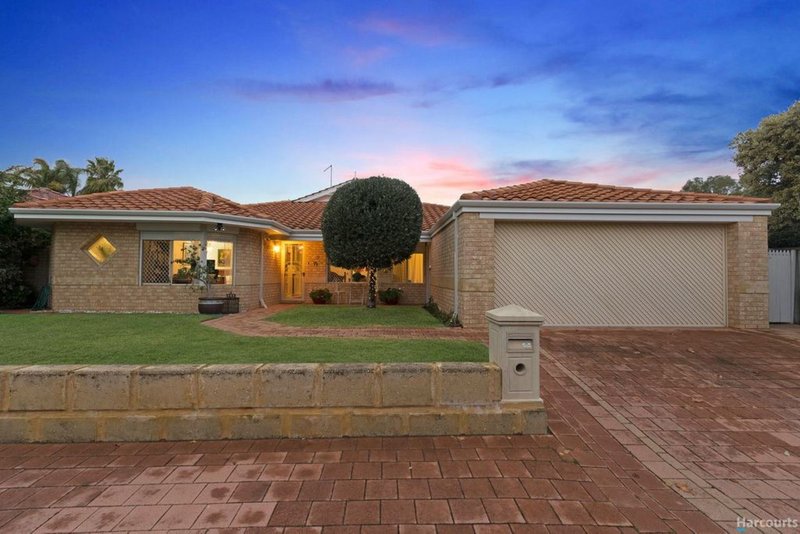 Photo - 4 Titicaca Court, Joondalup WA 6027 - Image 2