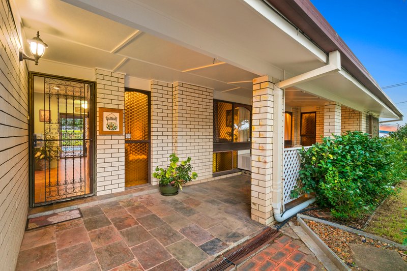 Photo - 4 Tolverne Street, Rochedale South QLD 4123 - Image 1