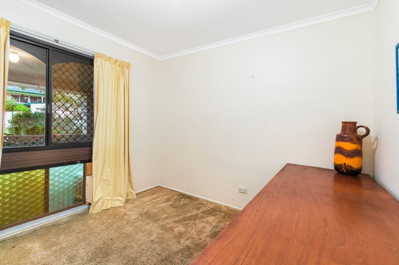 Photo - 4 Tolverne Street, Rochedale South QLD 4123 - Image 11