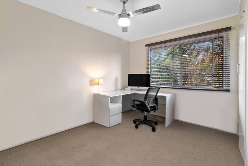 Photo - 4 Tonlegee Street, Ferny Grove QLD 4055 - Image 7