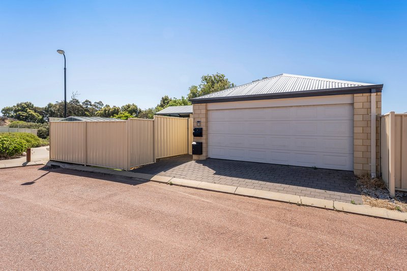 Photo - 4 Toora Mews, Lakelands WA 6180 - Image 24