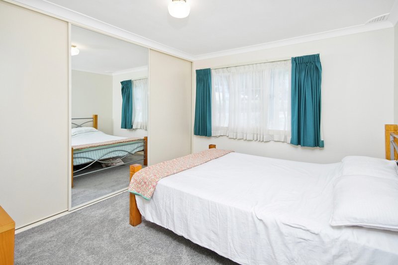 Photo - 4 Toorak Avenue, Erina NSW 2250 - Image 5