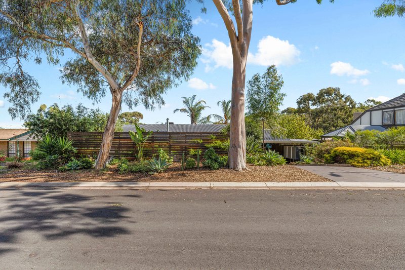 4 Torresan Crescent, Flagstaff Hill SA 5159