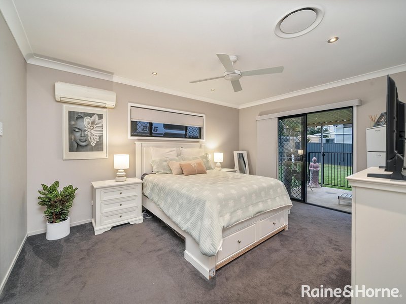 Photo - 4 Tosca Street, Cashmere QLD 4500 - Image 10