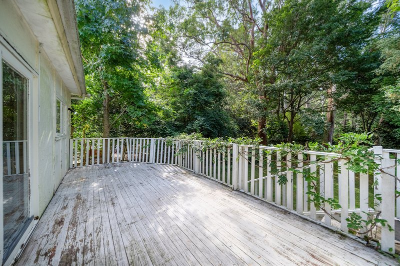 Photo - 4 Trentino Road, Turramurra NSW 2074 - Image 9