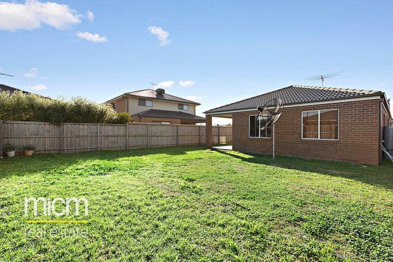 Photo - 4 Trigg Way, Point Cook VIC 3030 - Image 10