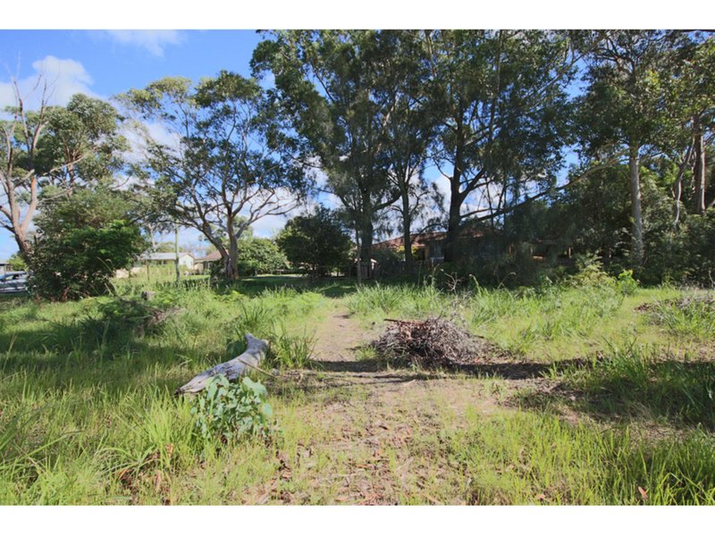 Photo - 4 Truscott Avenue, Sanctuary Point NSW 2540 - Image 5