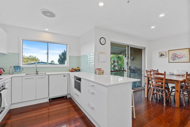 Photo - 4 Truscott Street, Moorooka QLD 4105 - Image 5