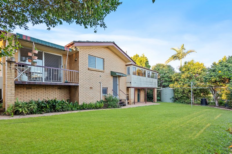 Photo - 4 Truscott Street, Moorooka QLD 4105 - Image 11