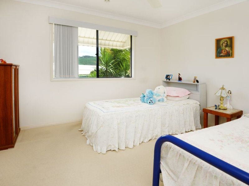 Photo - 4 Tuckeroo Close, Coffs Harbour NSW 2450 - Image 9