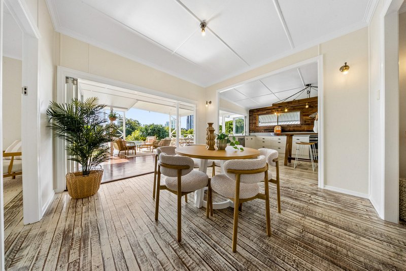 Photo - 4 Tuesley Easement , Southport QLD 4215 - Image 17