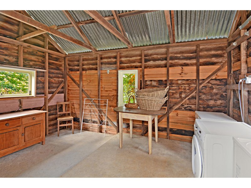 Photo - 4 Tulip Street, Maleny QLD 4552 - Image 17