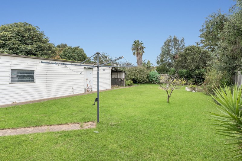 Photo - 4 Tulip Street, Norlane VIC 3214 - Image 7