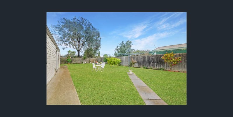 Photo - 4 Tulip Street, Norlane VIC 3214 - Image 5