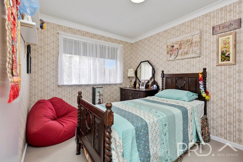 Photo - 4 Tumut Street, Tumut NSW 2720 - Image 10