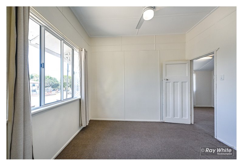 Photo - 4 Tung Yeen Street, Park Avenue QLD 4701 - Image 8