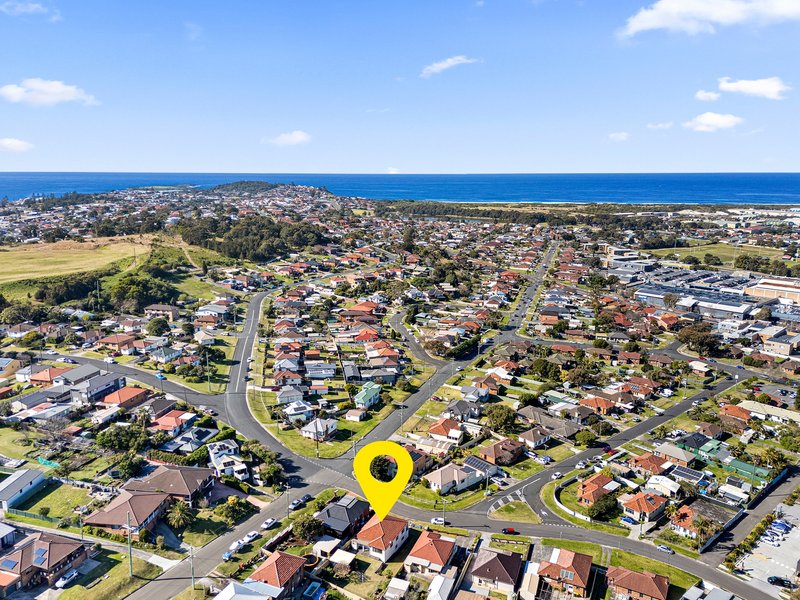 Photo - 4 Turpin Avenue, Warrawong NSW 2502 - Image 11