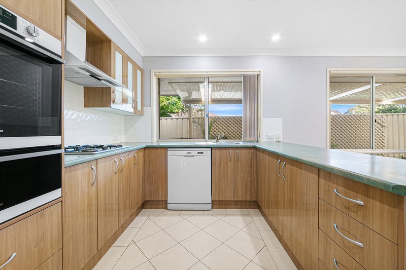 Photo - 4 Tweed Close, Bateau Bay NSW 2261 - Image 2