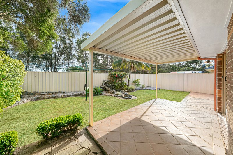 Photo - 4 Tweed Close, Bateau Bay NSW 2261 - Image 9