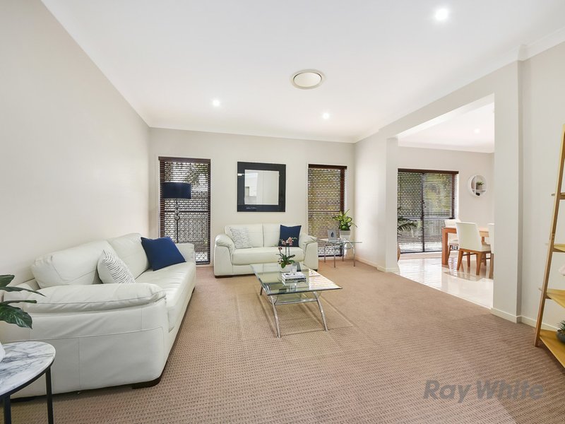 Photo - 4 Twin Lakes Drive, Murrumba Downs QLD 4503 - Image 11