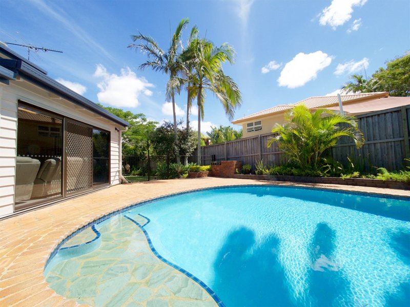 Photo - 4 Tyron Close, Springwood QLD 4127 - Image 11