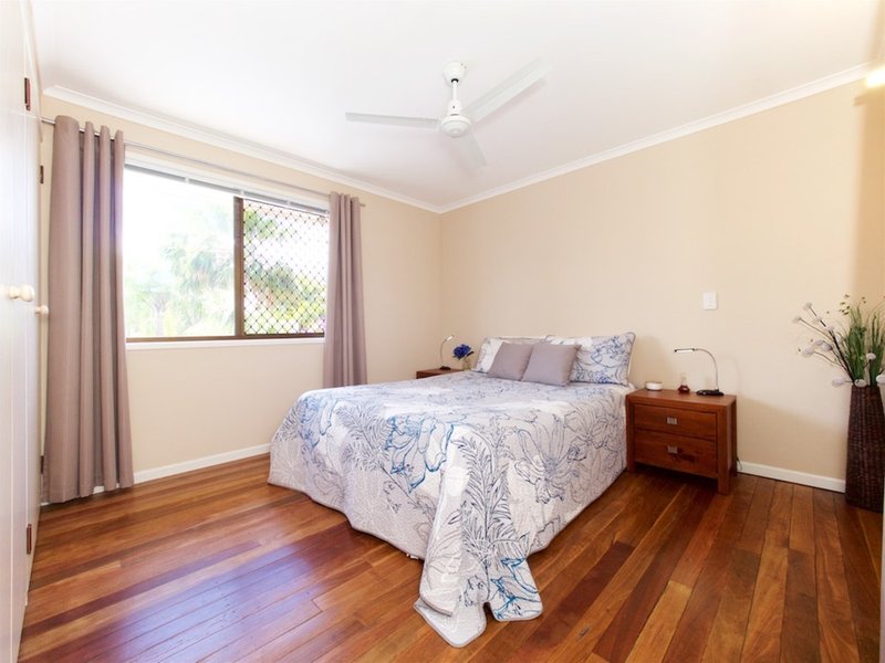 Photo - 4 Tyron Close, Springwood QLD 4127 - Image 14