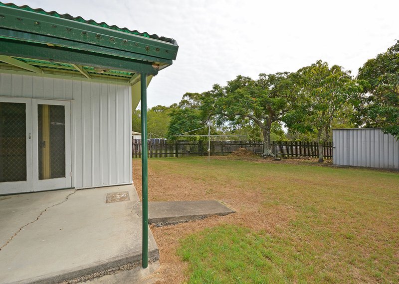 Photo - 4 Urangan Street, Torquay QLD 4655 - Image 11