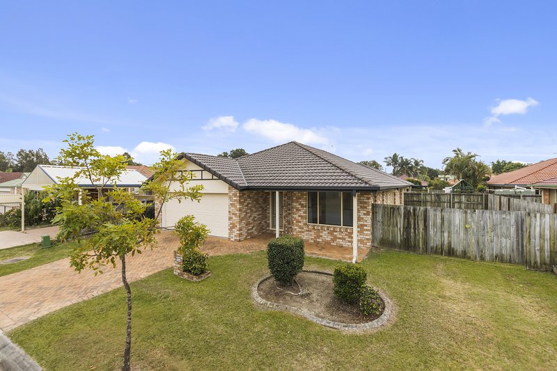 4 Ursula Place, Wynnum West QLD 4178