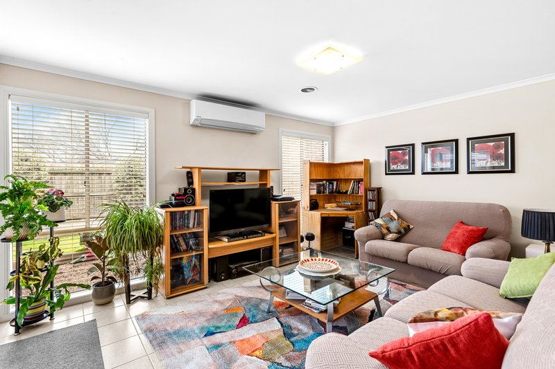 Photo - 4 Valencia Lane, Werribee VIC 3030 - Image 2