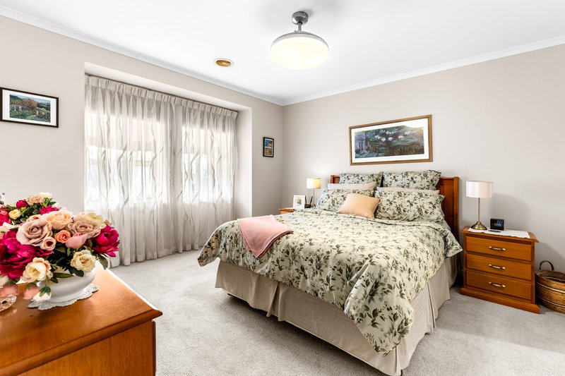 Photo - 4 Valencia Lane, Werribee VIC 3030 - Image 3