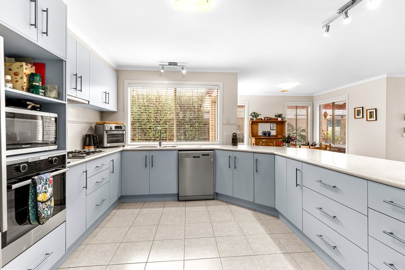 Photo - 4 Valencia Lane, Werribee VIC 3030 - Image 7