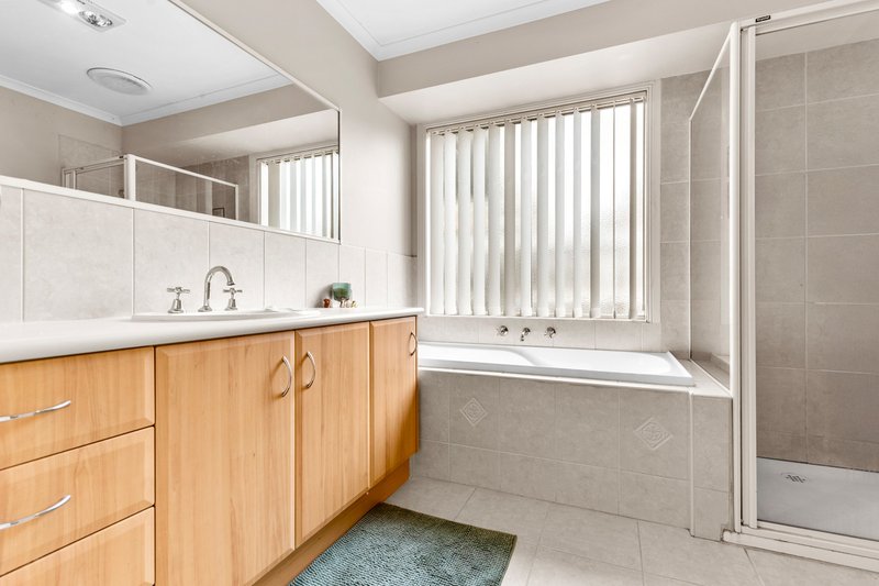 Photo - 4 Valencia Lane, Werribee VIC 3030 - Image 12