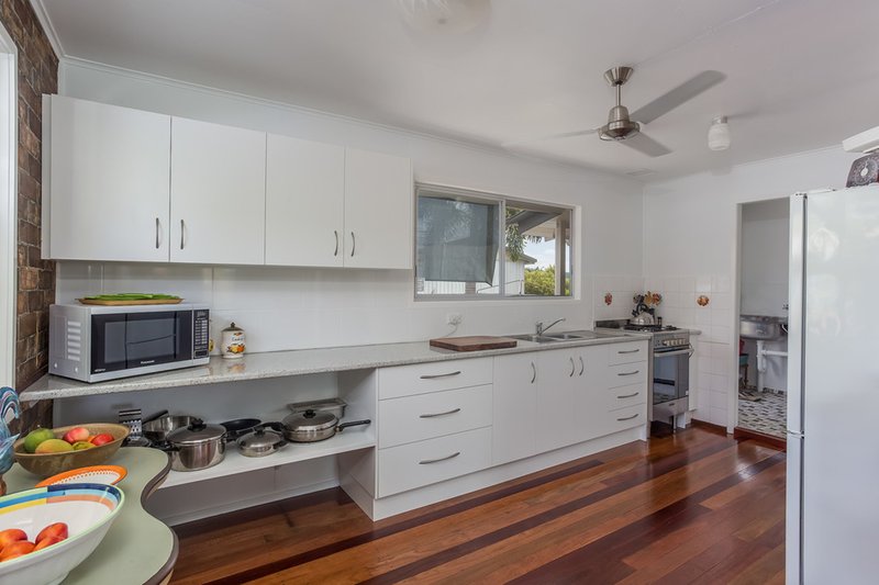 Photo - 4 Valentine Street, Southside QLD 4570 - Image 6