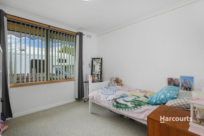 Photo - 4 Van Diemens Crescent, Park Grove TAS 7320 - Image 8